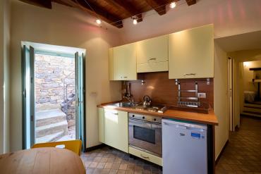 moon-kitchenette